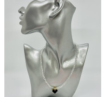 Бусы-чокер алмазное стекло белое подвеска черное сердце 3*4мм