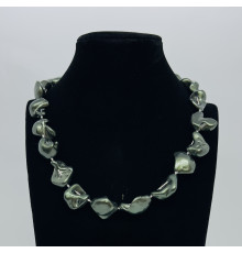 Бусы майорка темно-зеленый 21-20*19-26мм