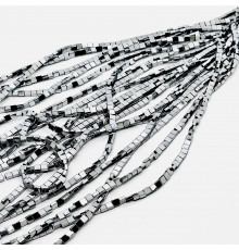 Нить гематит серебряный квадрат 4*4мм