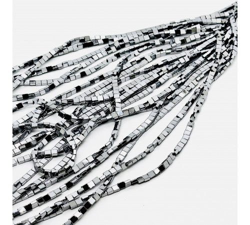 Нить гематит серебряный квадрат 4*4мм