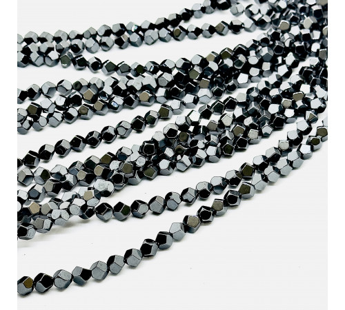 Нить гематит черный пятигранник 8*8мм