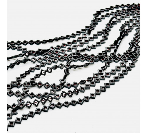 Нить гематит черный ромб рамка 8*8мм