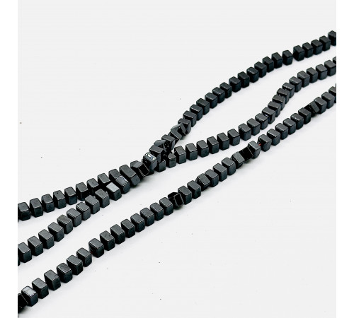 Нить гематит черный квадрат грань 5*6мм