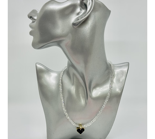 Бусы-чокер алмазное стекло белое подвеска черное сердце 3*4мм