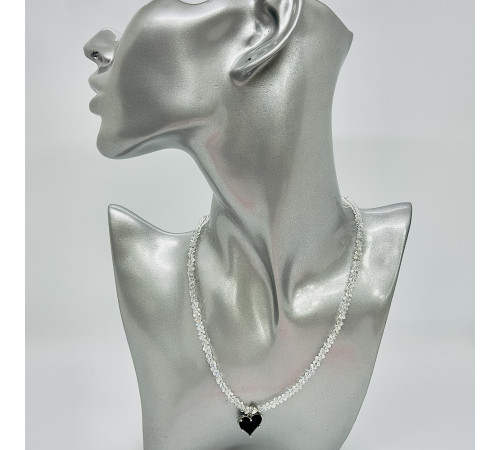 Бусы-чокер алмазное стекло белое подвеска черное сердце 4*3мм