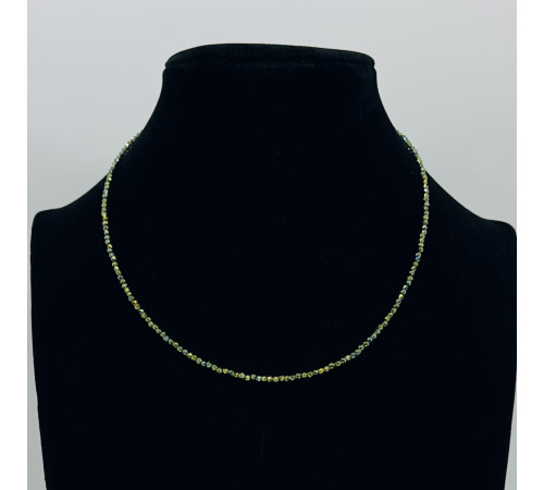 Бусы-чокер ювелирное стекло хамелеон золотисто-зеленый 2мм