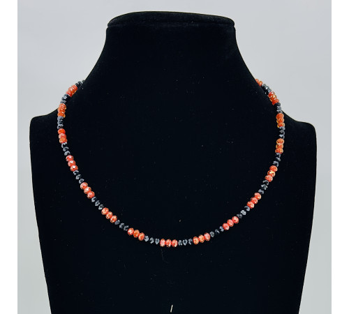 Бусы-чокер ювелирное стекло графитовый с оранжевым 4мм