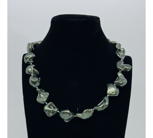 Бусы майорка темно-зеленый 21-20*19-26мм