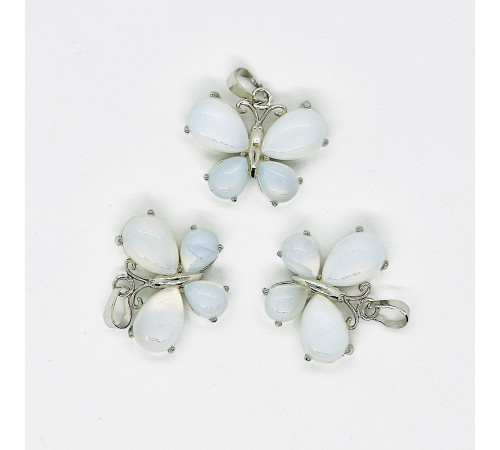 Кулон бабочка лунный камень синтетический 30*22мм