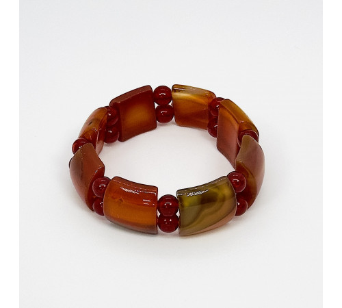 Браслет сердолик закругленый квадрат грань 17*20мм