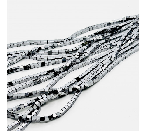 Нить гематит серебряный куб 4*4мм